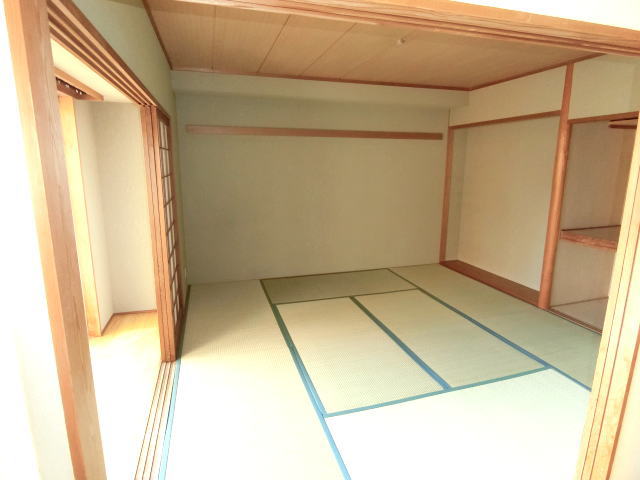 【公社賃貸】ソリオ宝塚東館−和室