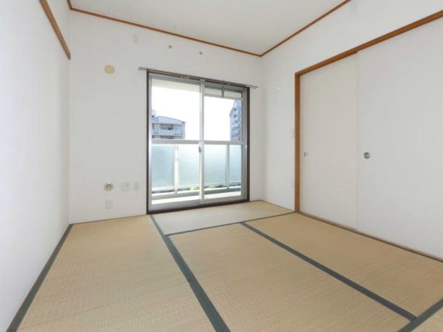 【UR賃貸】茨木学園町−洋室1