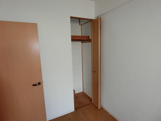 【公社賃貸】西田辺B団地−洋室1のクローゼット